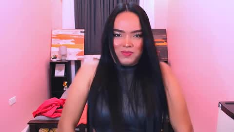 ITYS ME MONA online show from April 6, 9:53 am