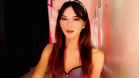 Hi Im Genny online show from December 23, 5:28 am