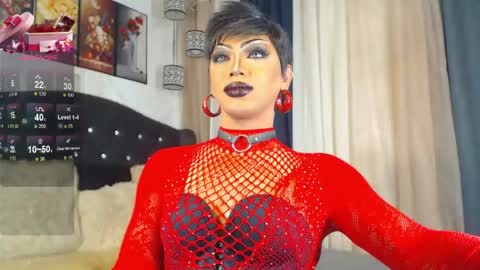 FREAKY ZIZI online show from April 12, 2:31 pm