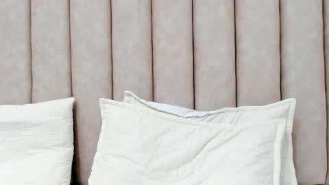 FreyaMoller  online show from March 6, 7:19 pm