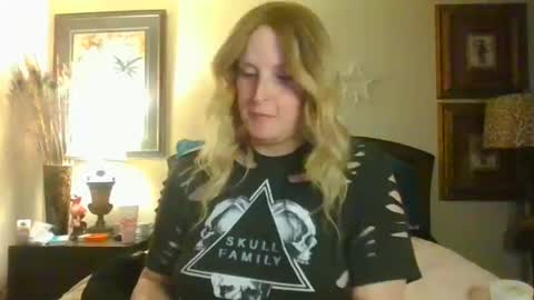 PorcelainDoll22 online show from January 30, 1:44 am