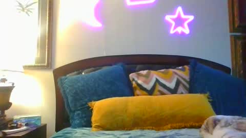 PorcelainDoll22 online show from February 19, 11:14 pm