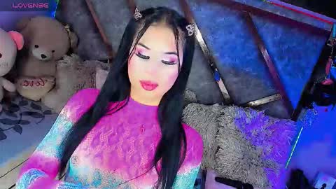 Snapshot of gia21xxx chatting on October 19, 5:11 am Gia Ferrara online show from October 19, 5:11 am