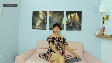 Snapshot of gigy___ chatting on October 23, 1:15 pm gigy___ online show from October 23, 1:15 pm
