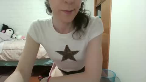 girllytrans online show from December 18, 4:29 am