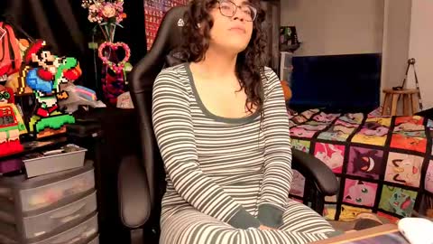 glaceon9 online show from September 14, 12:20 pm