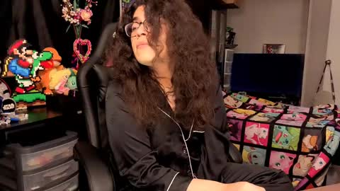 glaceon9 online show from September 26, 6:32 am