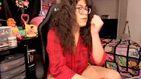 glaceon9 online show from October 3, 3:23 pm