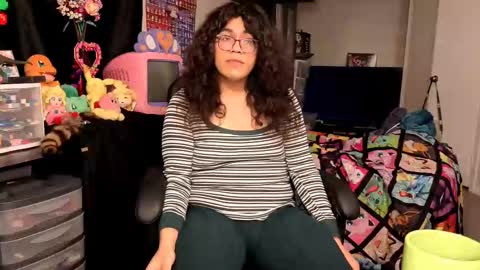 glaceon9 online show from October 8, 6:53 pm