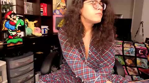 glaceon9 online show from November 10, 1:45 pm