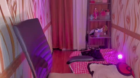 Barbie Brown online show from February 8, 4:14 am