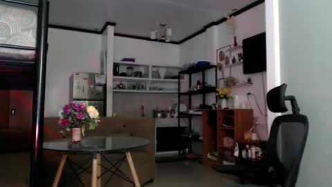 Eva online show from December 11, 2:11 am