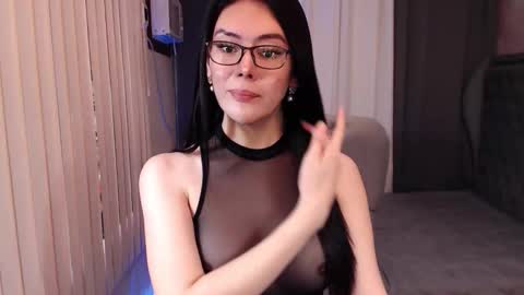 MISS ANGELA online show from May 29, 11:25 pm