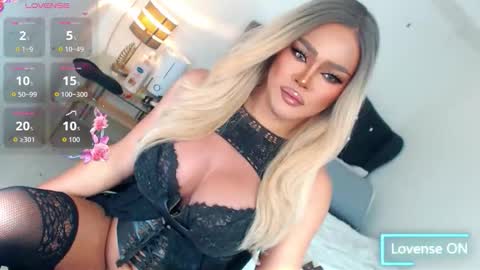 Miss Anna online show from December 1, 6:43 pm