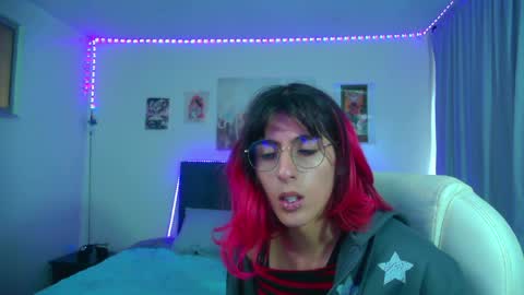 goth_minerva online show from March 30, 1:56 pm