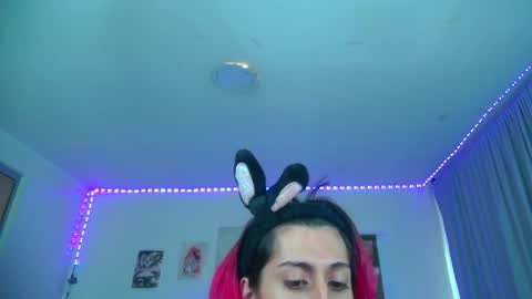 goth_minerva online show from March 31, 1:57 pm