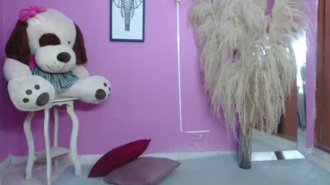       online show from October 23, 2:10 pm