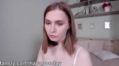 Mia online show from February 27, 7:47 am