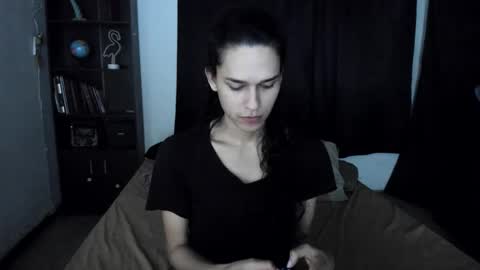 helena_spellman online show from April 3, 1:15 am