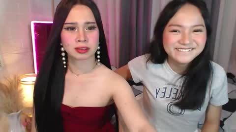 hoelymolly online show from February 23, 5:38 pm