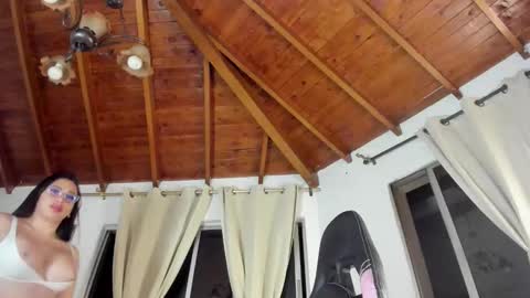 Isabella  online show from January 9, 1:32 am