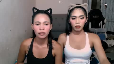 horsecock_arianna online show from April 18, 7:07 pm