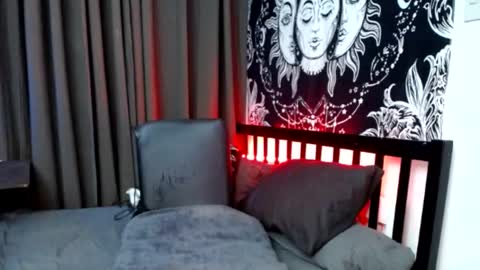 Jessica Cumshow FOLLOW ME online show from September 16, 12:59 am