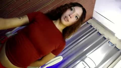 hot_olivia69 online show from June 2, 8:10 pm
