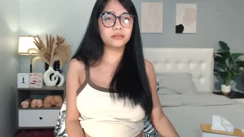 hotasian_gabby69 online show from December 19, 2:11 pm