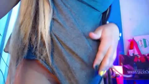 hotbritneyxx online show from March 1, 4:54 pm