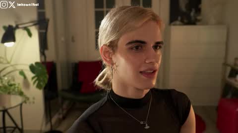 sasha hethey online show from December 4, 2:16 am