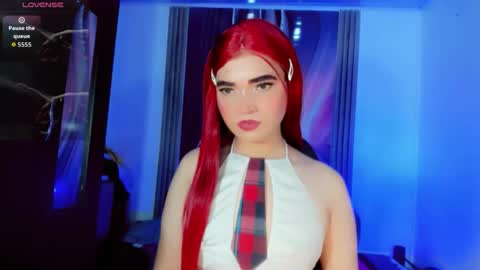 Isabella Vogue online show from June 2, 8:43 pm
