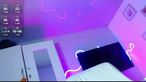 isabelladoll115  INSTAGRAM online show from April 13, 10:36 pm