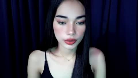 Isabelle online show from December 4, 7:13 am