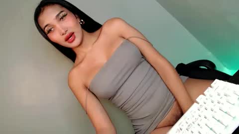 Bella online show from January 7, 4:52 am