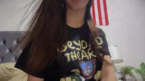 Cora online show from October 19, 12:36 am
