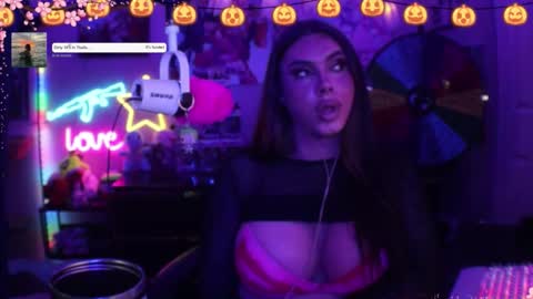 Snapshot of itsnickibabyy chatting on October 21, 1:31 am Nicki Foxx online show from October 21, 1:31 am