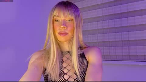 Ivonny online show from December 5, 3:11 am