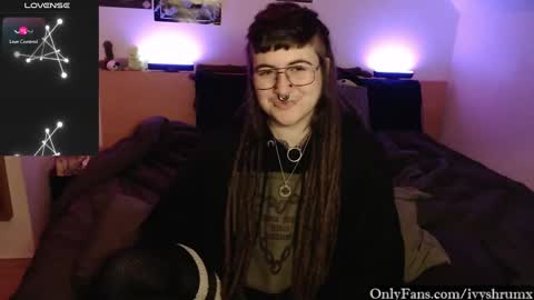 Ivy ShrumX online show from January 25, 3:30 am