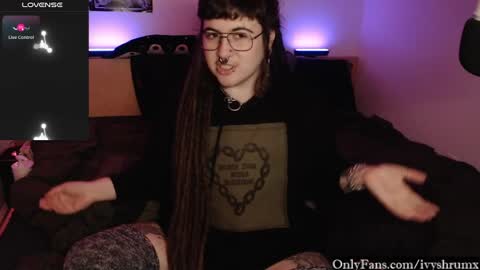 Ivy ShrumX online show from March 2, 3:02 am