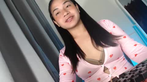 JASMINE online show from April 3, 5:33 pm