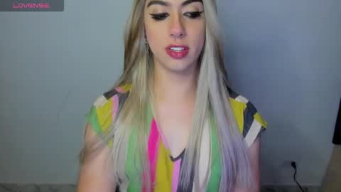  ashley   online show from March 3, 8:32 am