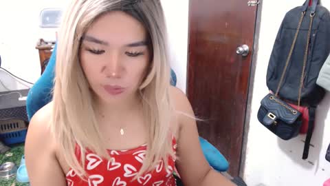 Jenny online show from February 18, 11:00 am