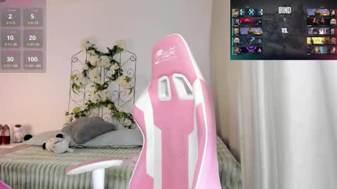 Jiggly online show from October 15, 1:49 am