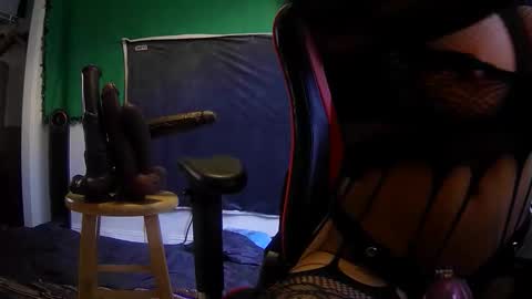 josisissy online show from January 8, 7:51 pm