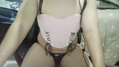 juligurlygirly online show from October 18, 6:17 am