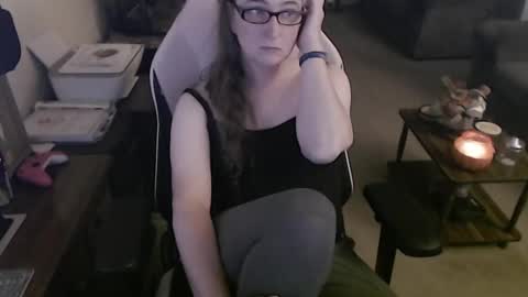 Snapshot of kait331 chatting on October 10, 3:07 am Camprincess331 online show from October 10, 3:07 am