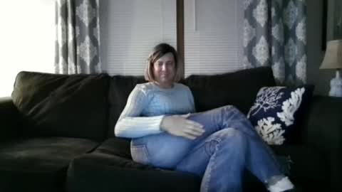 katieutopia online show from January 14, 3:15 am