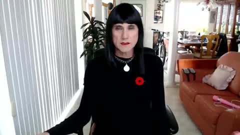 kellyanne Lynn but please call me fucktoy online show from November 11, 6:43 pm