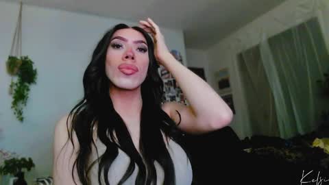 Kelsi  online show from April 11, 7:45 am